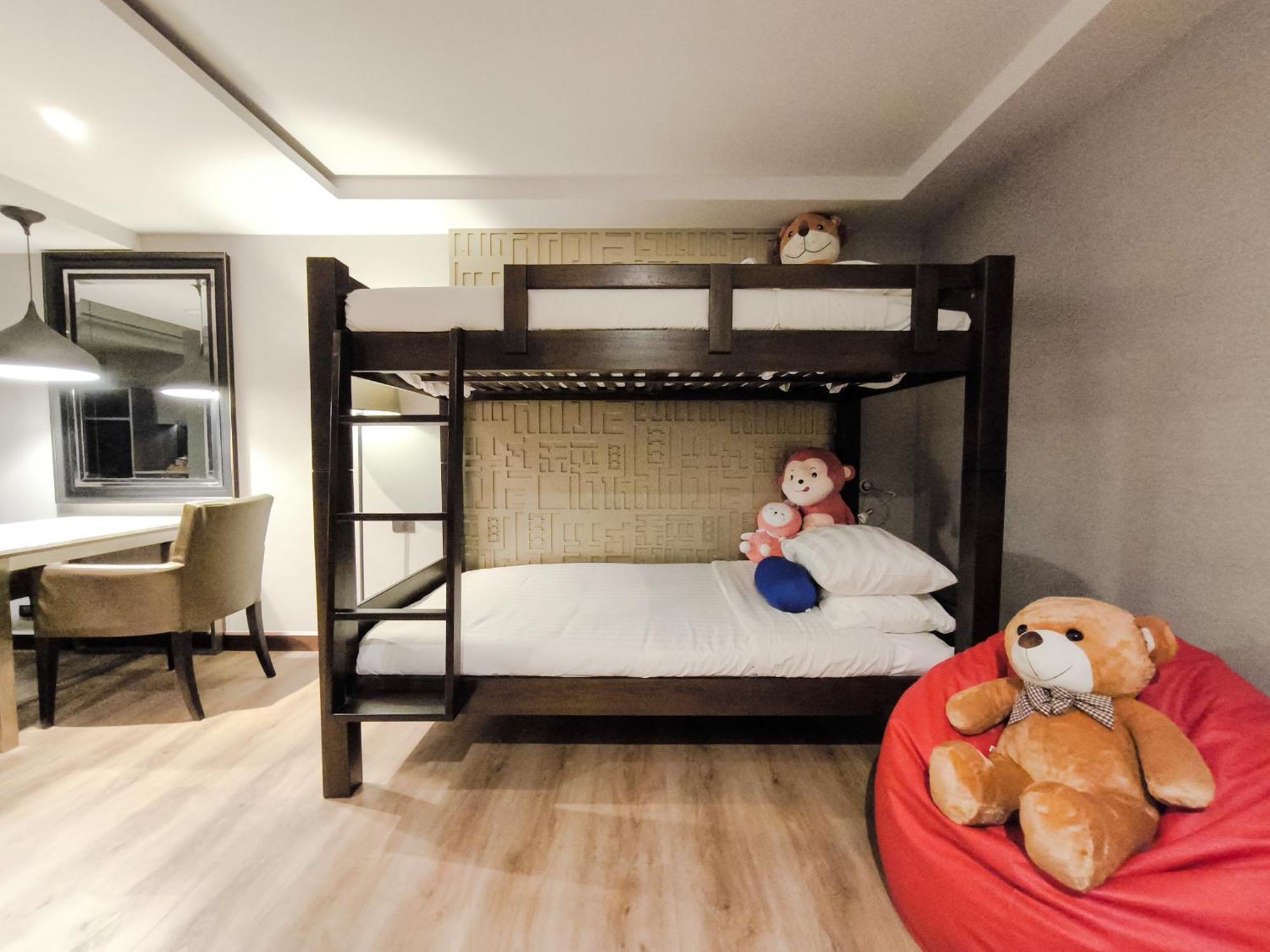 Citrus Suites Sukhumvit 6 By Compass Hospitality Μπανγκόκ Εξωτερικό φωτογραφία