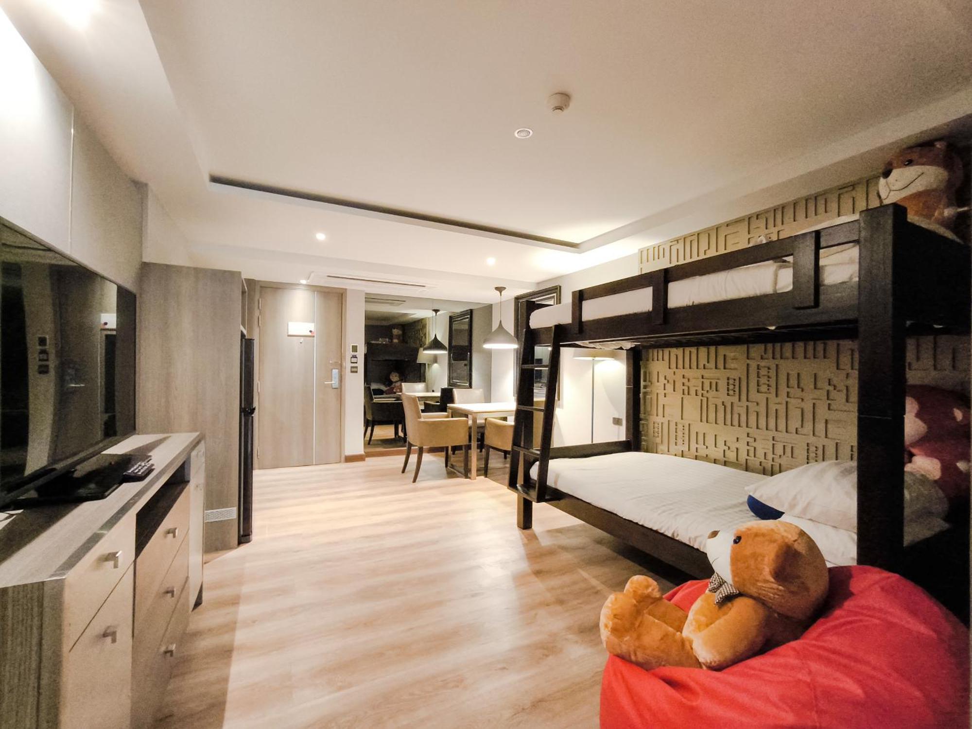 Citrus Suites Sukhumvit 6 By Compass Hospitality Μπανγκόκ Εξωτερικό φωτογραφία
