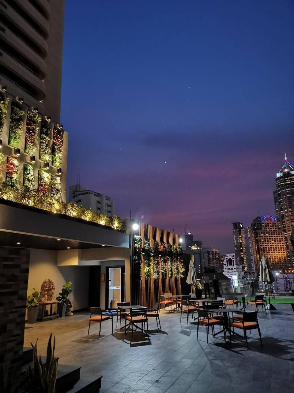 Citrus Suites Sukhumvit 6 By Compass Hospitality Μπανγκόκ Εξωτερικό φωτογραφία